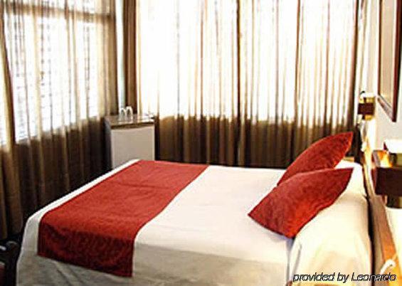 Austral Hotel Монтевидео Номер фото