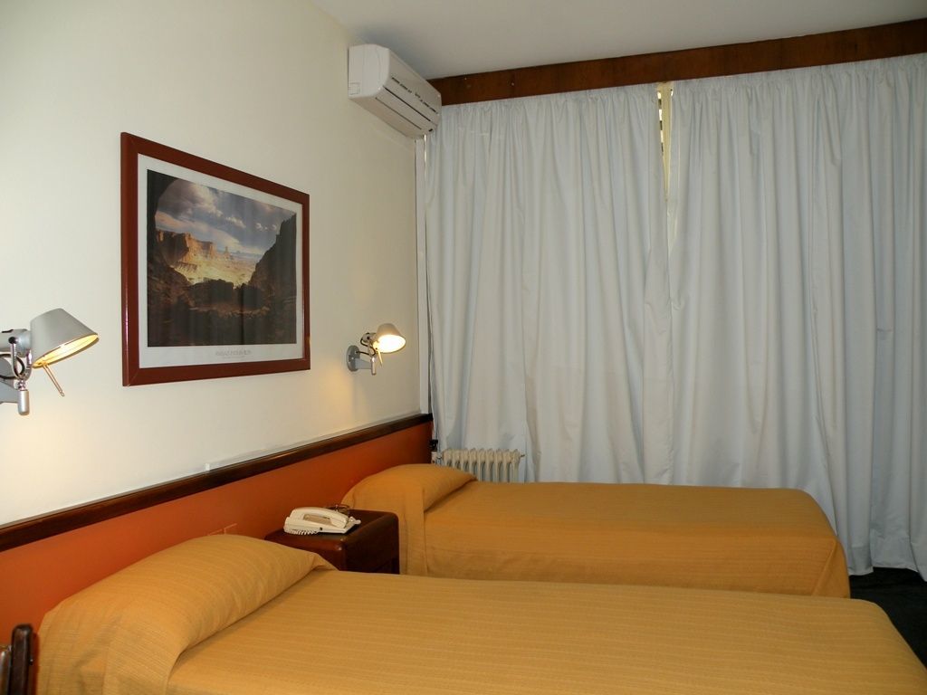 Austral Hotel Монтевидео Номер фото